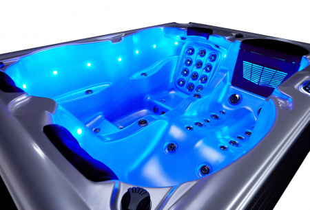 Гидромассажный СПА бассейн Joyee SPA Barcelona